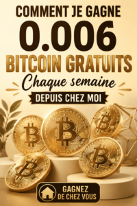 Femme souriante travaillant sur son ordinateur portable pour gagner du Bitcoin