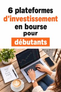 Une femme souriante consultant une plateforme d'investissement sur son ordinateur.